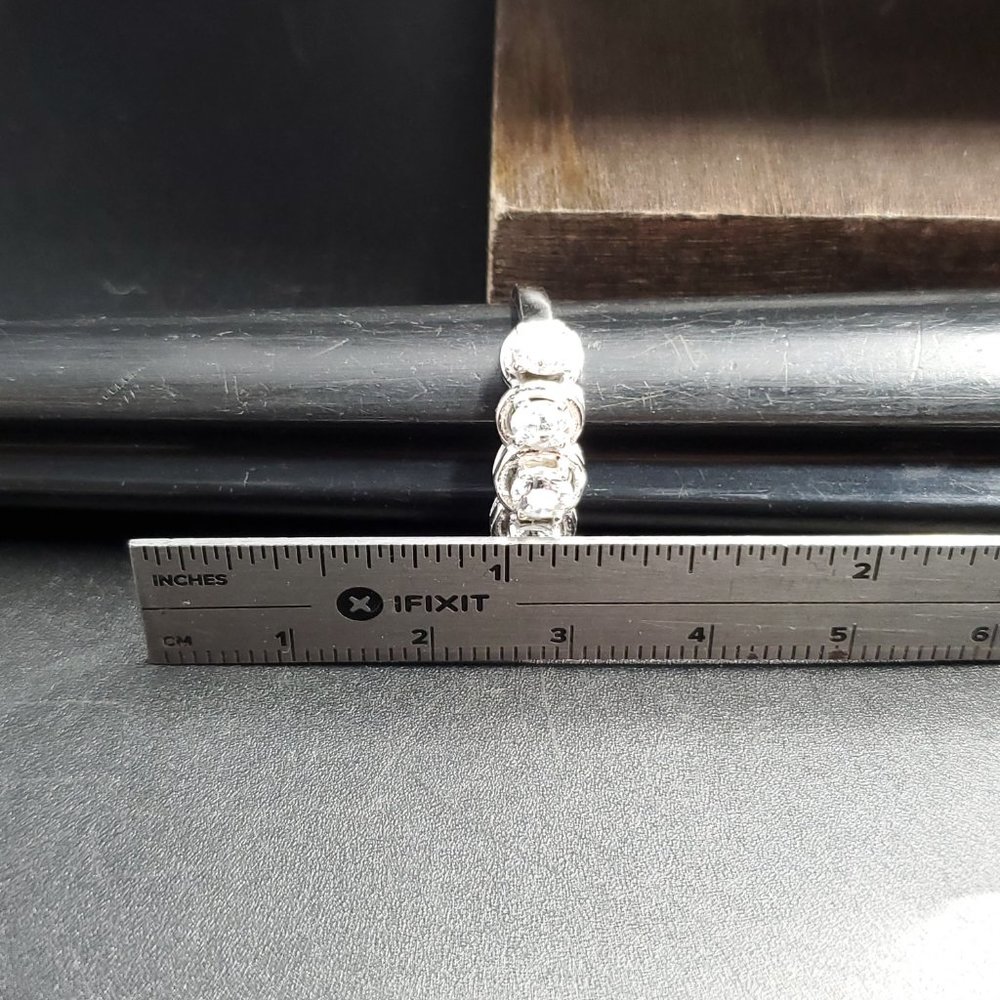 Size 6.25 Sterling Silver Five Brilliant Cubic Zirconia Ring - Picture 8 of 9